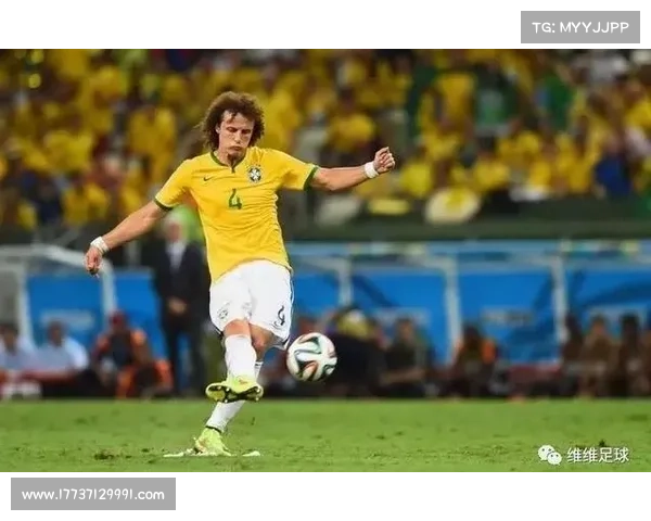 大卫路易斯独特踢球位置技巧解析与实战运用